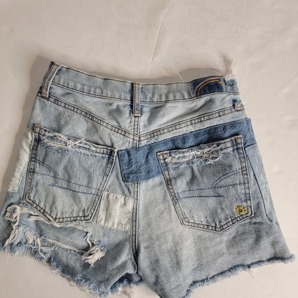 American Eagle Denim Shorts sz 2 Highest Rise 90s Boyfriend Rainbow Patchwork